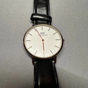 Daniel Wellington Classic Sheffield in Rose Gold